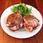 まちのパーラー - ローストポーク 1100円 のチャバタ仕立て