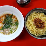 神明 - 牛ホルつけ麺