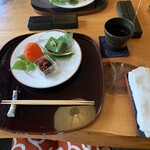 日本料理菊哉 - ホオズキの中は、ずいき
                                　　　　タコ煮付けとよもぎ豆腐