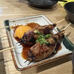 炭火やきとり 火の鳥 - 月見つくね