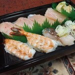 天下寿司 - ビントロ、海老、あじ
