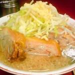 ラーメン二郎 - 小ブタ 「ヤサイニンニク」(800円) 2013/09