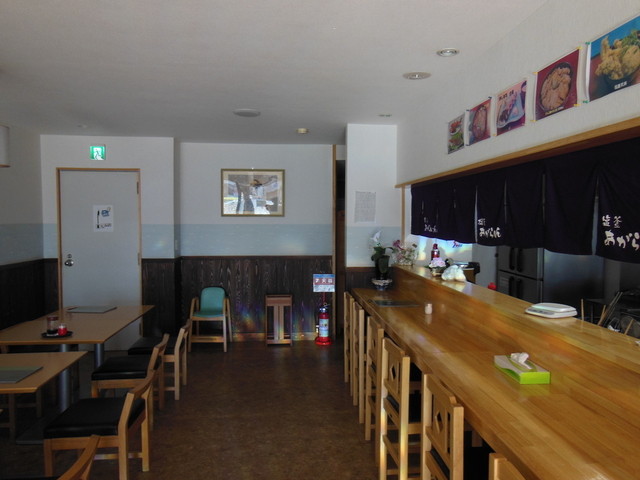 塩釜あがらいん - 本塩釜（海鮮丼）の写真