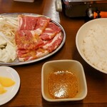 Yakiniku Higashiyama Shokudou - 