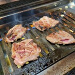 Yakiniku Asuka - 中落ち塩カルビ 1,000円