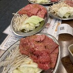 焼肉 東山食堂 本店 - 