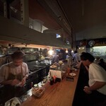 バカイゥン - 店内