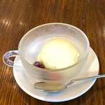 Evergreen cafe - プチアイスクリーム　税込 250円