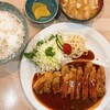 食堂 ゝ月