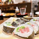旬彩居酒屋 ねぎ - このネギトロの具が
よく行く亀すしのに似てる