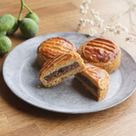 あんバター仏蘭西菓子カニアンヌ（あんこ）