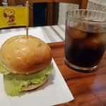 カフェ・マレット - ハンバーガー　450円　ドリンクセット200円
