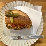 CHERMSIDE SANDWICH - 바게트 샌드위치 베이컨