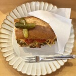 CHERMSIDE SANDWICH - 바게트 샌드위치 베이컨