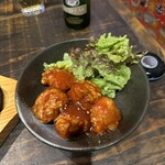 赤いとんがらし 韓韓麺 - 甘辛唐揚げ、韓国の味