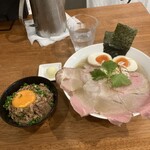 貝と地鶏だしのらぁ麺 ちょろ - 