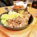 高松エナジースタンド 一商店 - はじめ焼き
鉄板仕様のかしわバター風