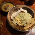 KAKUUCHI 骨屋 - 