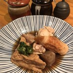 鶏おでんと出汁割り日本酒 ふぁるこ - 鶏出汁おでん5種盛り（2人でわけた1人分）