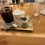 エペ クープ - デザートとアイスコーヒー