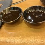 エペ クープ - 左がヘルメスソース　右がクローバートンカツソース！　私のお気に入りは　クローバーかな。