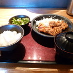 鶏の唐揚げ明太風味　定食（\980）