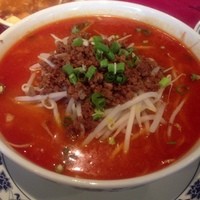 横浜中華街 重慶飯店 本館 - 四川タンタン麺