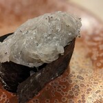 肴屋 魚まる - 生白子の軍艦。食感堪らん❗