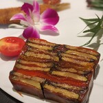 銀座 大石 - 夏野菜のラタトゥイユをミルフィーユは火入れか凄すぎる。お野菜の甘みやお野菜らしい食感もありつつ、口残りしない。