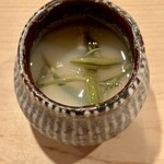 登喜和鮨 - トマトウォーターと蓴菜の茶碗蒸し