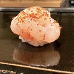 登喜和鮨 - 南蛮海老　海老の殻粉醤油