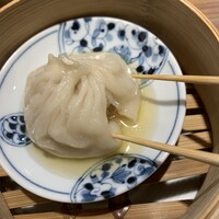 松石 - 宮城のワタリガニの小籠包。