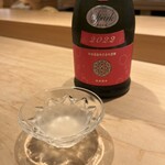 Sushi Ichijirou - 出ました～！新政スパーク(秋田)今宵の隠し酒。夏らしく爽やかな含みとシュワシュワスパークリング。甘くない日本酒ソーダ、ありがたやー♥️