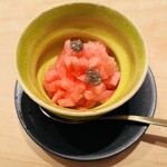 鮨 一二郎 - 先程のスイカのデザートが出来上がりました！スイカのシャーベット。夏らしく爽やかで、お鮨の余韻をじゃましません❀.(*´▽`*)❀.