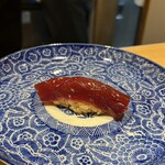 鮨 一二郎 - しっとりとした旨みがのった漬け。