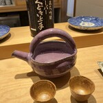 鮨 一二郎 - スーパーくどき上手 純米大吟醸(山形)これぞお鮨に合う辛口(*´□`*) 酸が低いのに、重くない。酸が低いのに、キレがいい！さすがの亀の井酒造の技であり、くどき上手の真骨頂。