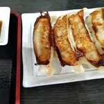 地産食堂ウルエ - 餃子450円