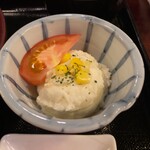 ニユートーキヨー 庄屋 - 温泉卵はポトサラダに変更してもらいました。