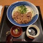 Aji No Min'Gei - 冷やし肉すきうどん(大盛) 1,270円