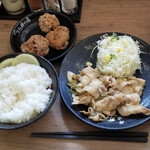 伝説のすた丼屋 - 