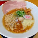中華蕎麦 くり八 - ピュア醤油らぁ麺  900円