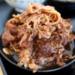 とんがらし - 料理写真:牛肉の甘辛煮（中皿）