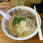 支那そば 一麺 豊里店 - 塩ワンタン麺　大盛