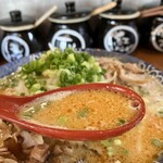 博多ラーメン 鶴亀堂 - スープ