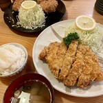 味の六白 - 六白黒豚ロース大（200g）定食