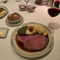 ロウリーズ・ザ・プライムリブ 恵比寿ガーデンプレイス店 - 