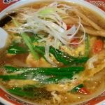 いせのじょう - 辛口ラーメン６００円＋たまごとじ５０円（２０１３年）