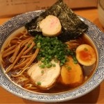 麺屋 すずらん - ＃２６２ ＠Wスープ（豚・鶏＋魚介）醤油らーめん７５０円