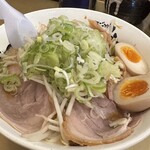 ごっつ - ■しょうゆ味玉子ラーメン(ごてごて)¥950