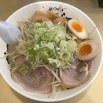 ごっつ - ■しょうゆ味玉子ラーメン(ごてごて)¥950